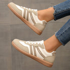 Elvira orthopädische Sneaker Khaki Farbe Vorderansicht