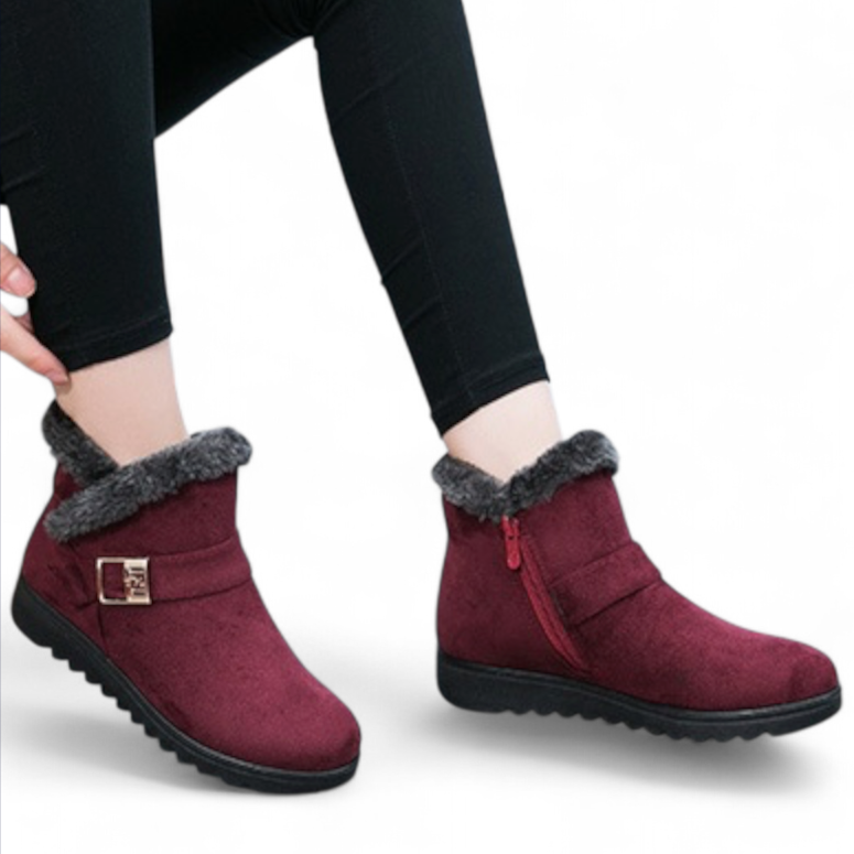 Detailansicht des weichen Kunstfell-Innenfutters der Damen Ankle Boots