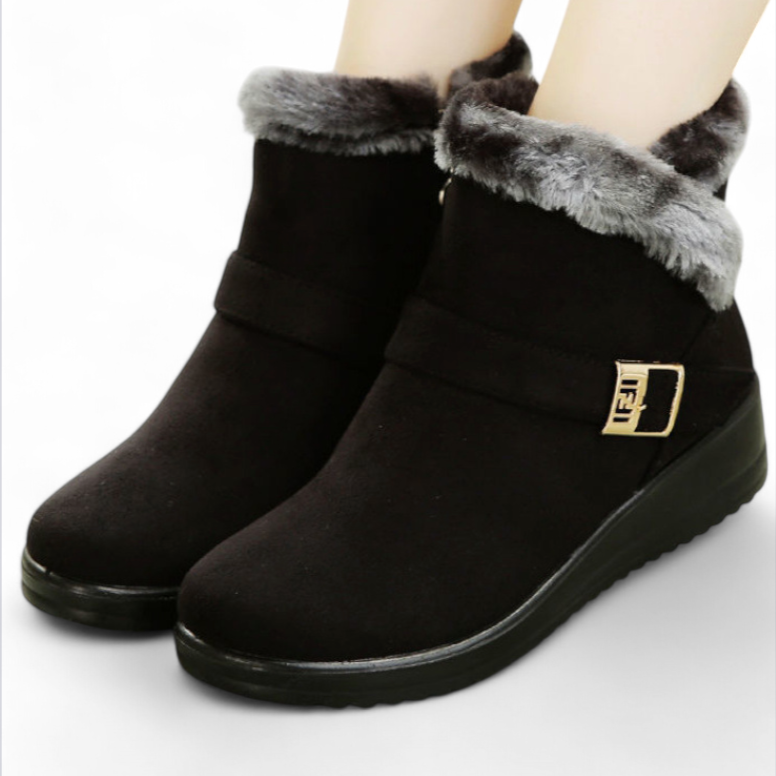 Verstellbarer Klettverschluss der orthopädischen Ankle Boots in Schwarz