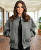 Oversized Bouclé Bomberjacke Kollektion – mehrere Farben im Überblick