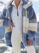 Plüsch-Jacke Damen in Weinrot – Detailansicht Stoff