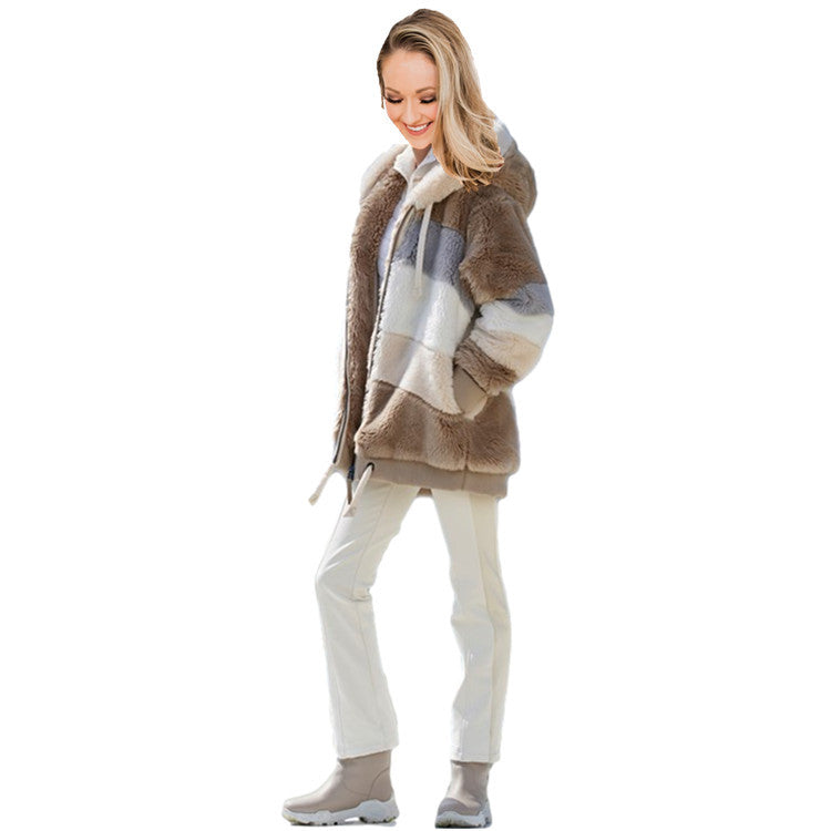 Velara Plüsch-Jacke in Karamell – Gesamtansicht
