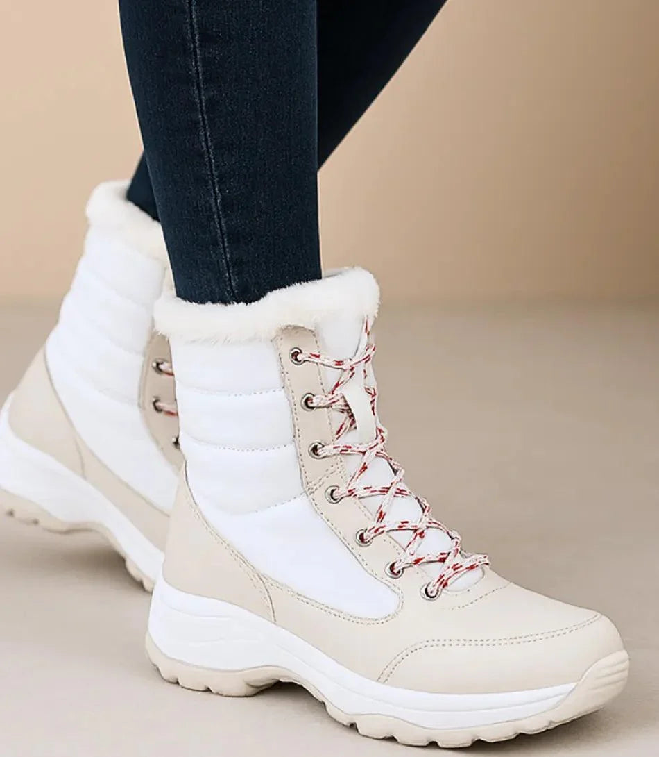 Winterstiefel Damen Schwarz – gesteppter Schaft mit Fellkragen, Detailansicht