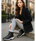 Winterstiefel Damen Elfenbein – Seitenansicht mit wadenlangem Schaft