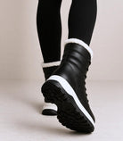 Damen Winterstiefel in Navy mit Fellborte und gestepptem Polyesterschaft