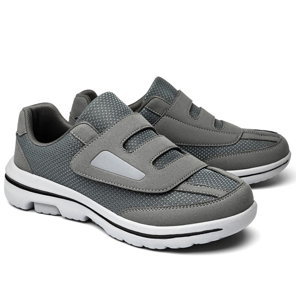 Klettverschluss der Brento Komfortschuhe für flexible Passform