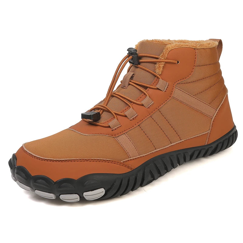Torvyn Winter Wanderschuhe Schwarz – Nahaufnahme Profilsohle