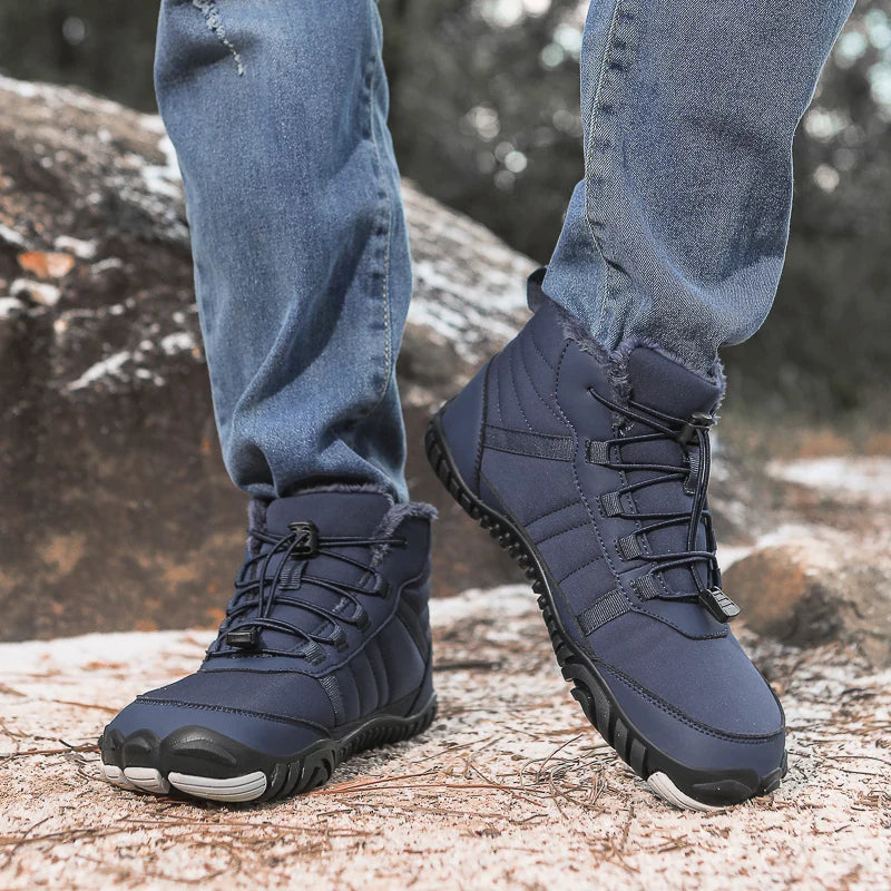 Torvyn Herren Winterschuhe Braun – getragen bei Outdoor-Spaziergang